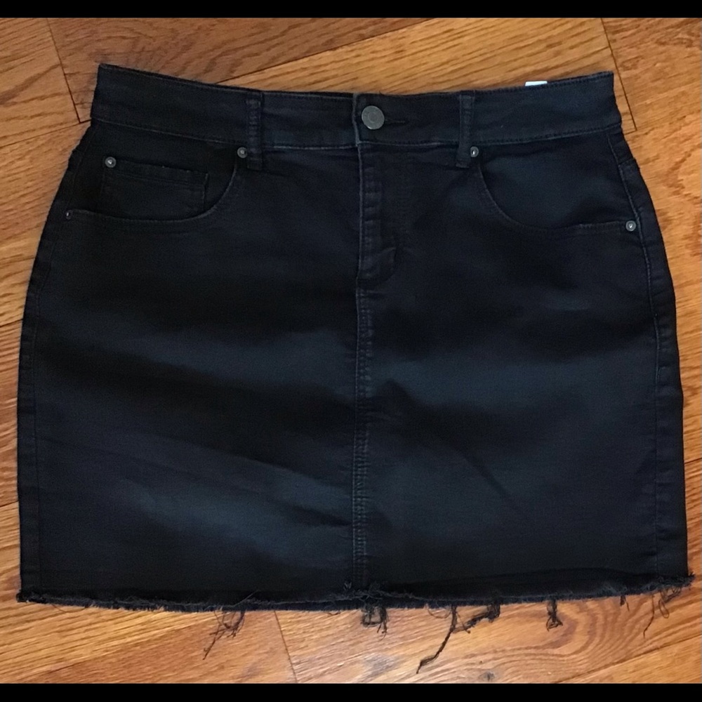 Garage Black Distressed Mini Skirt Size L